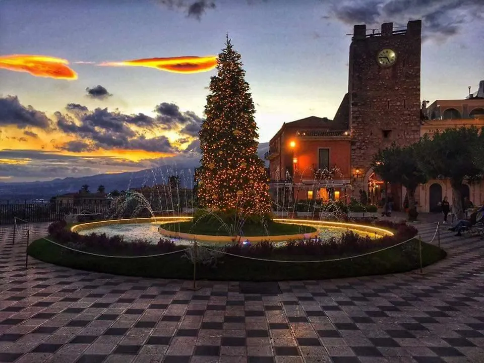 Nocleg ze śniadaniem Bed and Breakfast Casa Fresta Taormina