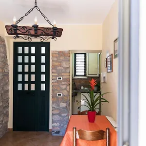 Vico Tauro House , Taormina Italy