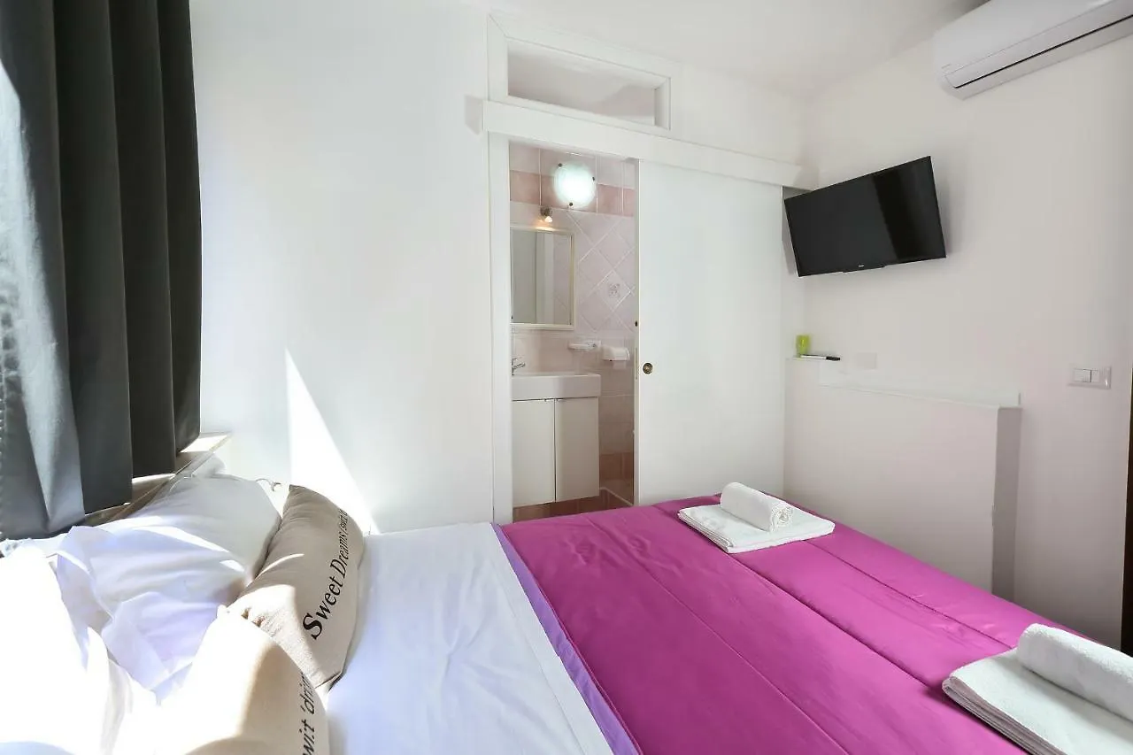 Bed and Breakfast Casa Fresta Taormina 0*,  Italien